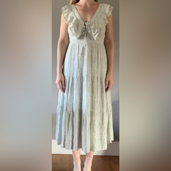 Lulus floral long prairie style dress cream & sage ruffles lined Size M - Picture 3 of 9